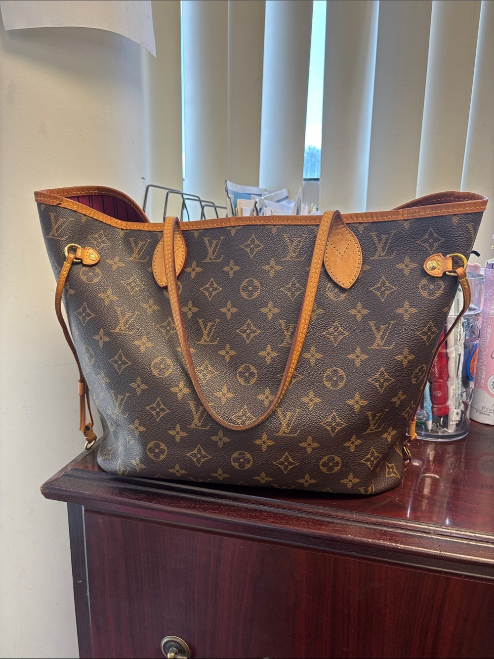 Louis Vuitton Neverfull MM Monogram with Pivoine Interior Tote Brown & Pink